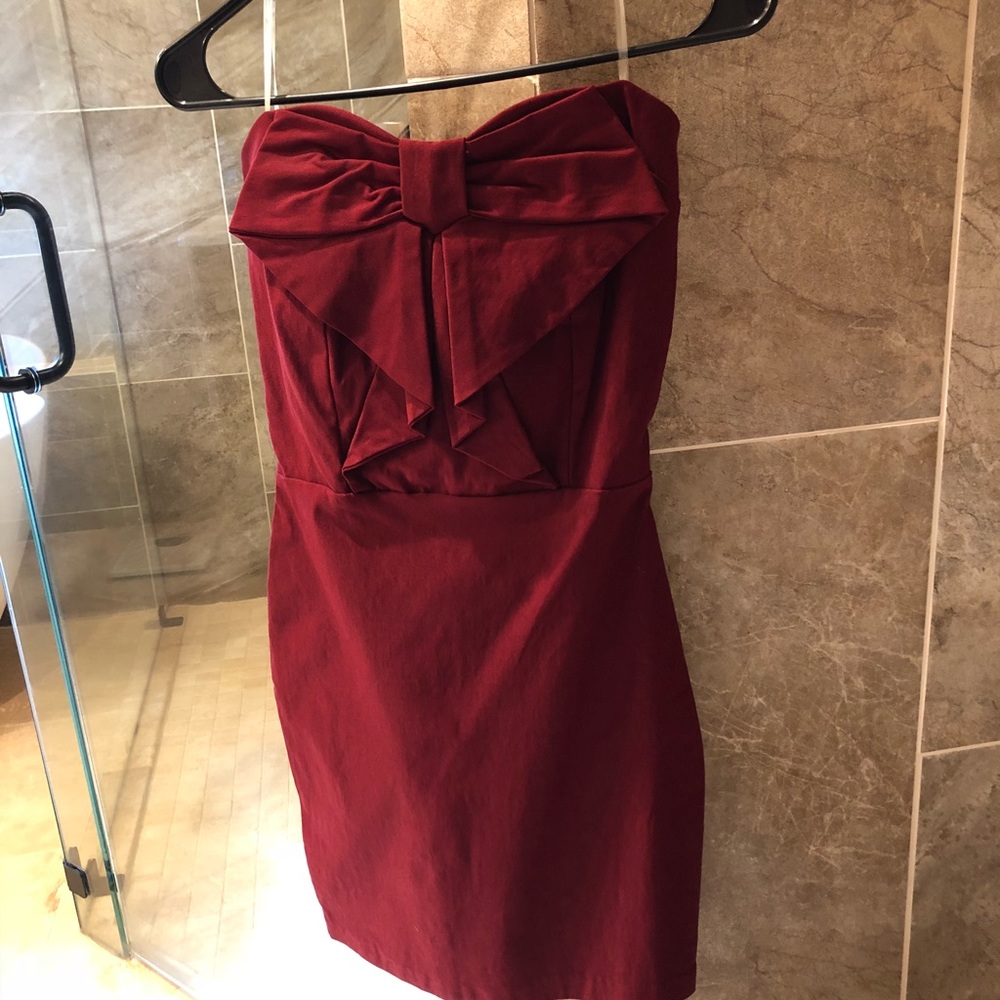 Brand new strapless red dress with bow
